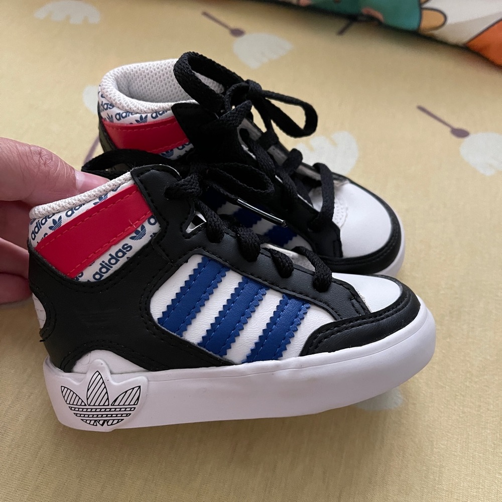 New!Adidas baby shoes